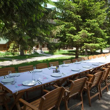 فندق Fusha E Gjese