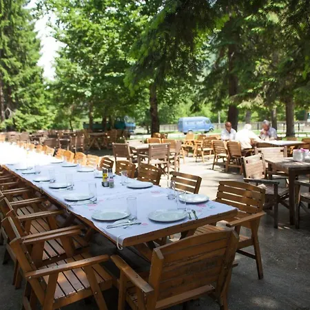 فندق Fusha E Gjese