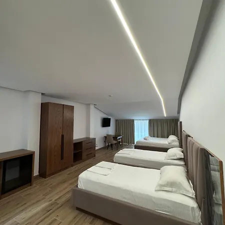 מלון Fusha E Gjese