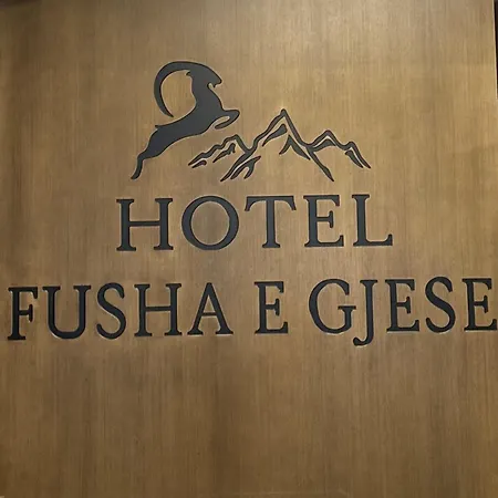מלון Fusha E Gjese