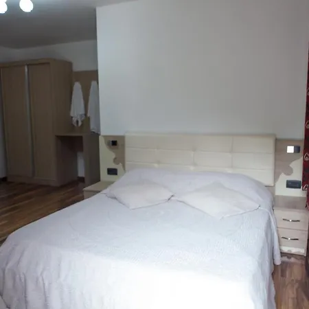 מלון Fusha E Gjese