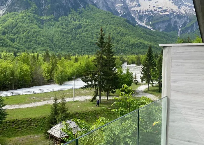 Fusha E Gjese Hotel Valbone