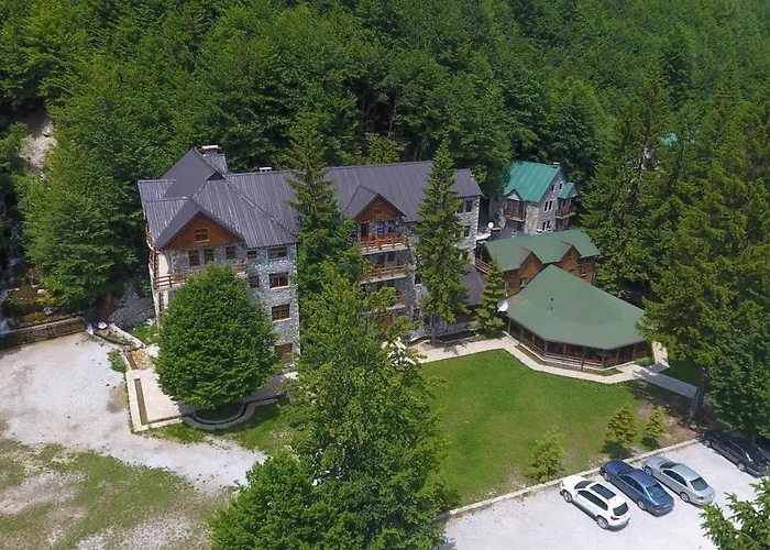 Fusha E Gjese Hotel Valbone